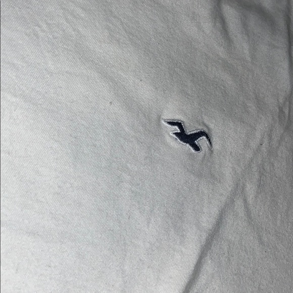 White hollister basic tee - Picture 2 of 2